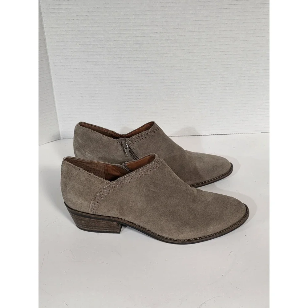 Lucky Brand Barough Ankle Boots Womens Sz 10 Brown Suede Beige Booties Side Zip